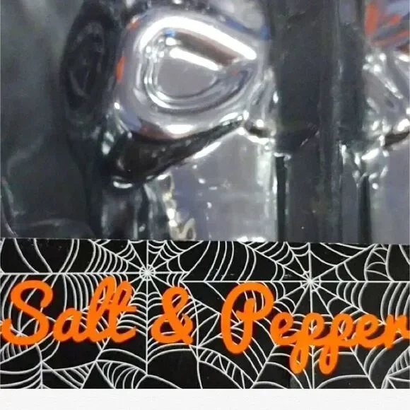 Halloween Mirrored Skull Salt and Pepper Shakers Set NWT - Picture 6 of 12